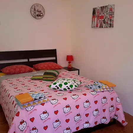 Tanka Bed and breakfast *