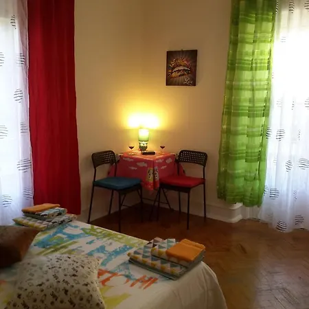 Oda ve Kahvaltı Tanka Lisboa